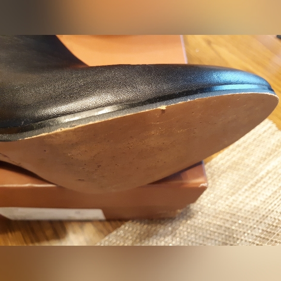 EUC Coach Patricia Leather Blk Booties 9M - Picture 6 of 16